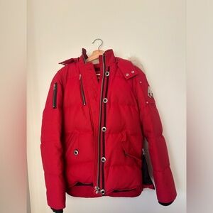 Small authentic moose knuckles jacket in red